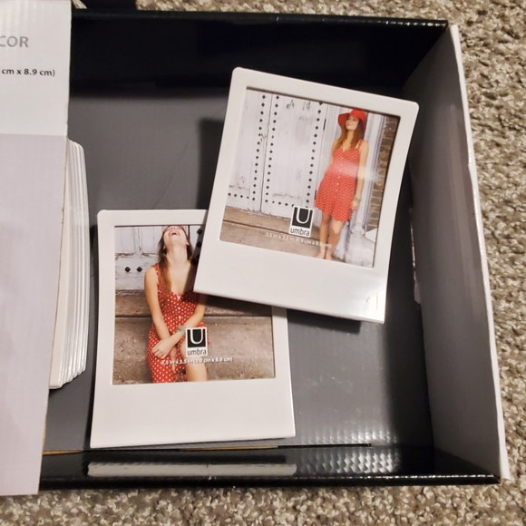 2/$45   🖼 BNIB umbra snap wall decor/Polaroid look frames - SET OF 9 - Picture 3 of 10